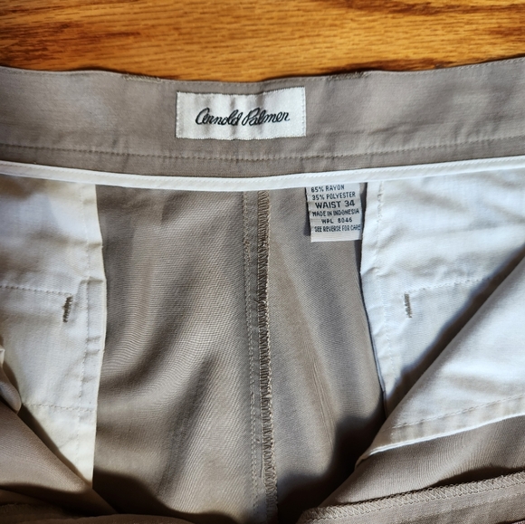 Arnold Palmer Shorts - Picture 3 of 3